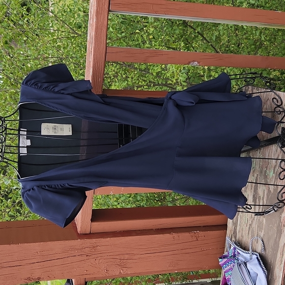 Loft wrap around navy blouse - Picture 2 of 5